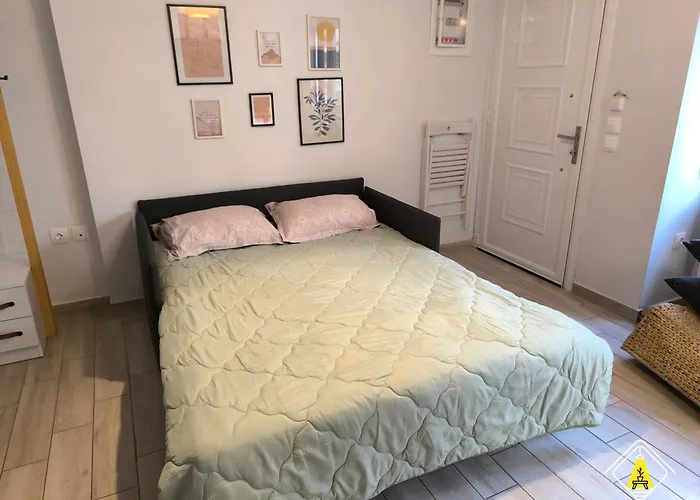 Roomaki -Tasteful Studio In The Center W/ Parking