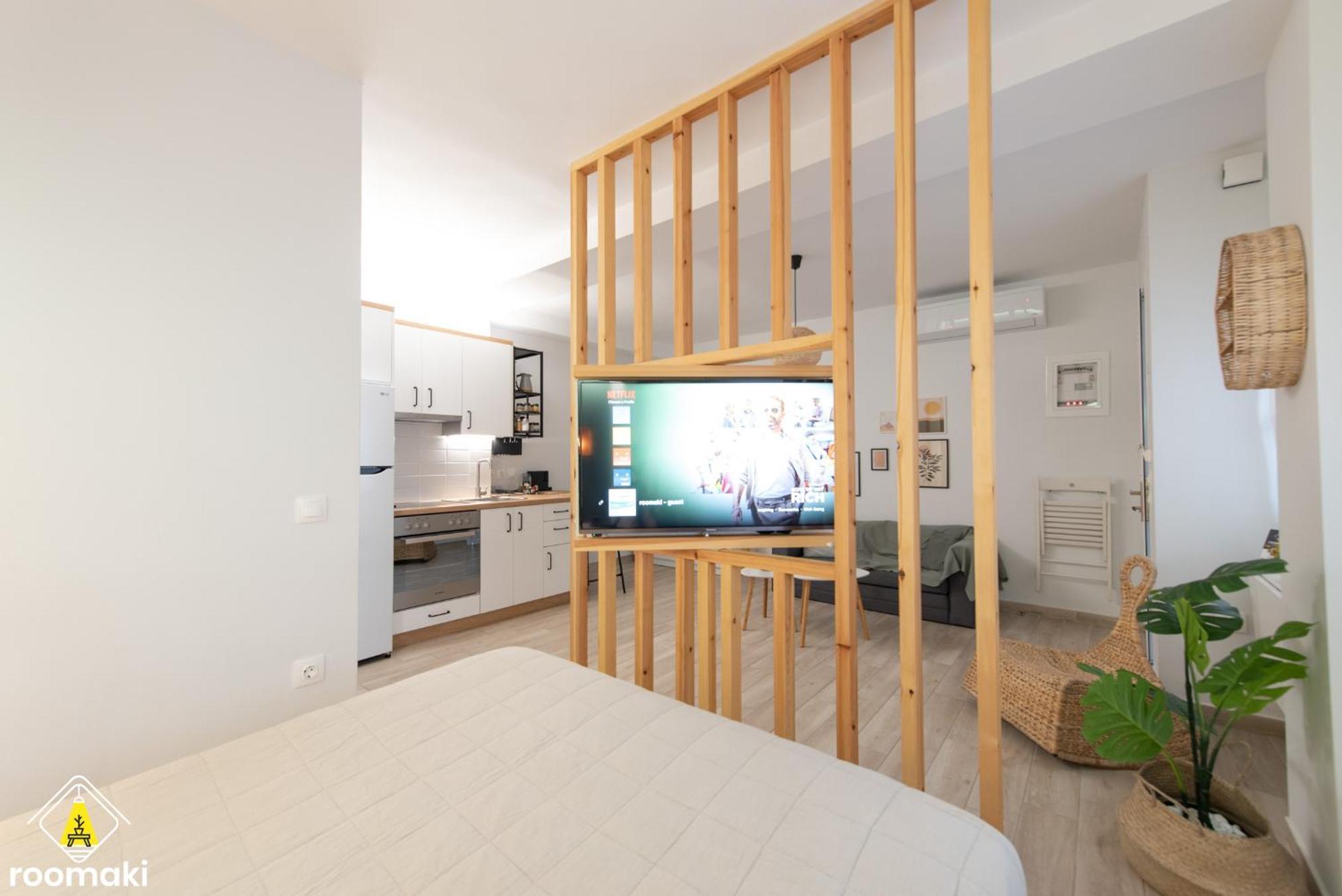 Apartamento Roomaki -tasteful In The Center W/ Parking